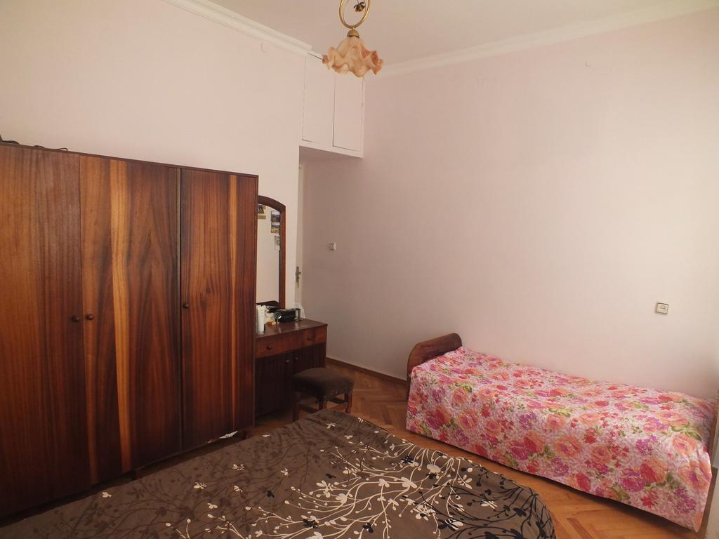 Guest House Lazuri Sarpi Buitenkant foto