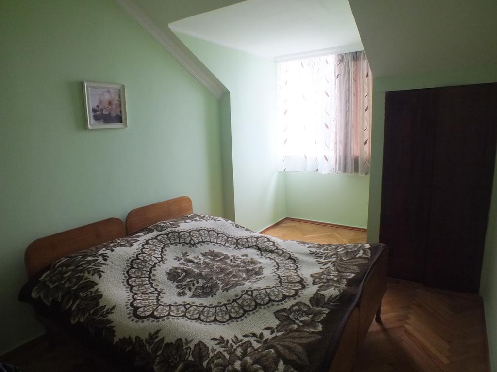 Guest House Lazuri Sarpi Buitenkant foto